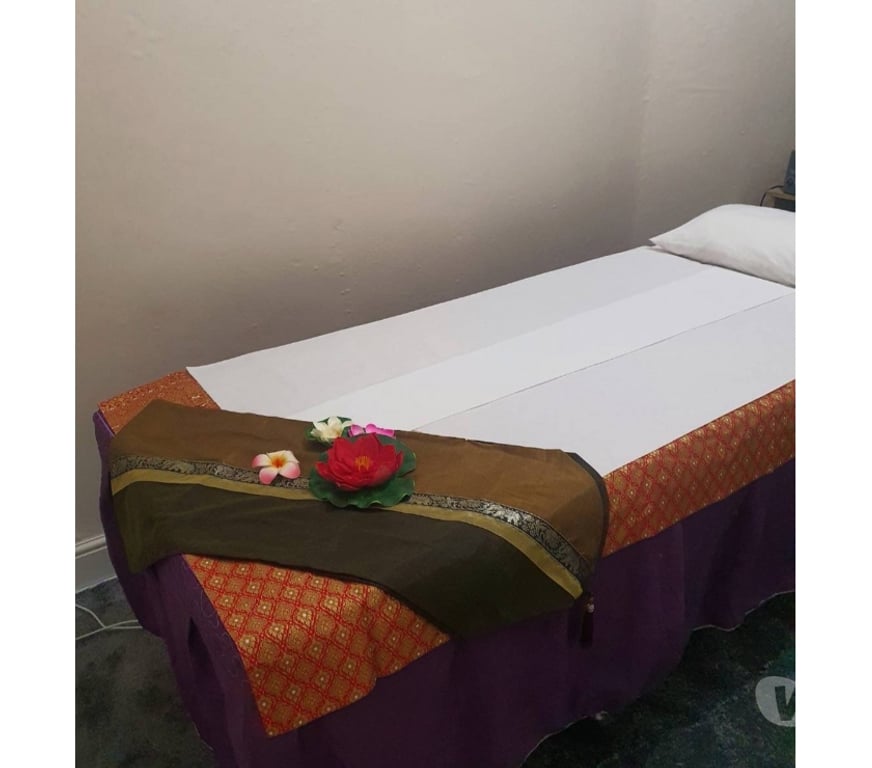 Escorts Renfrewshire Glasgow Airport - Renfrewshire - Photos for Thai Massage in Paisley