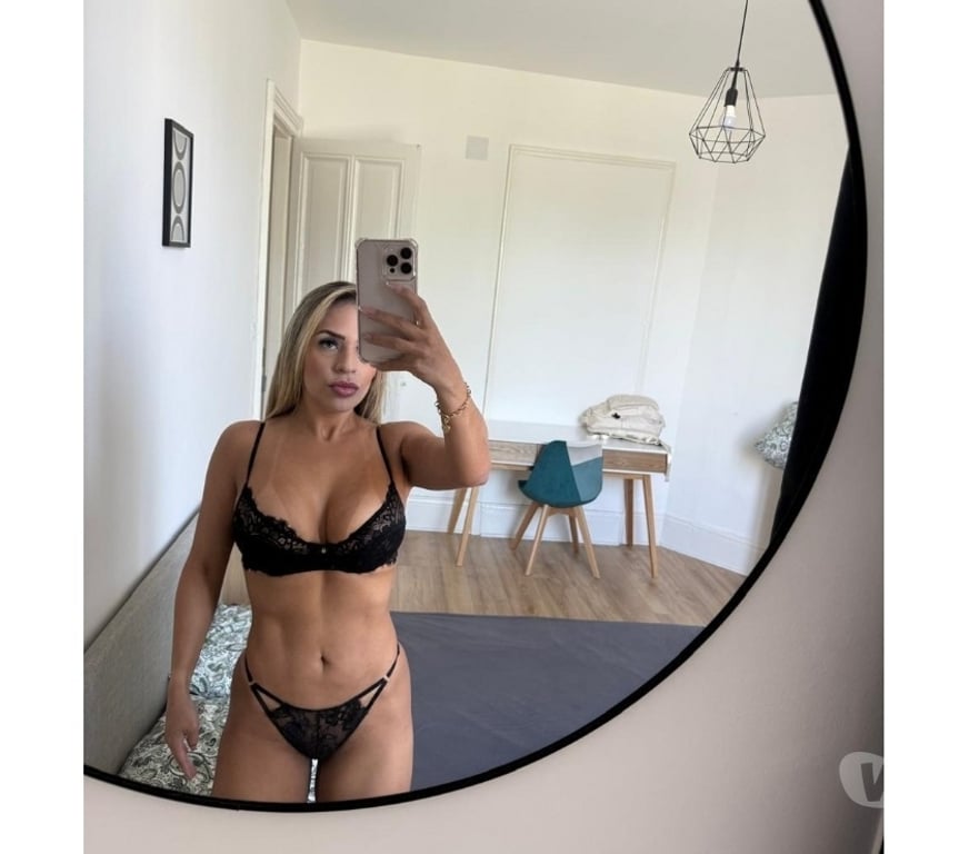 Escorts West London West Kensington - West London - Photos for NEW SEXY GIRL LAYZA BRAGA IN TOWN!!