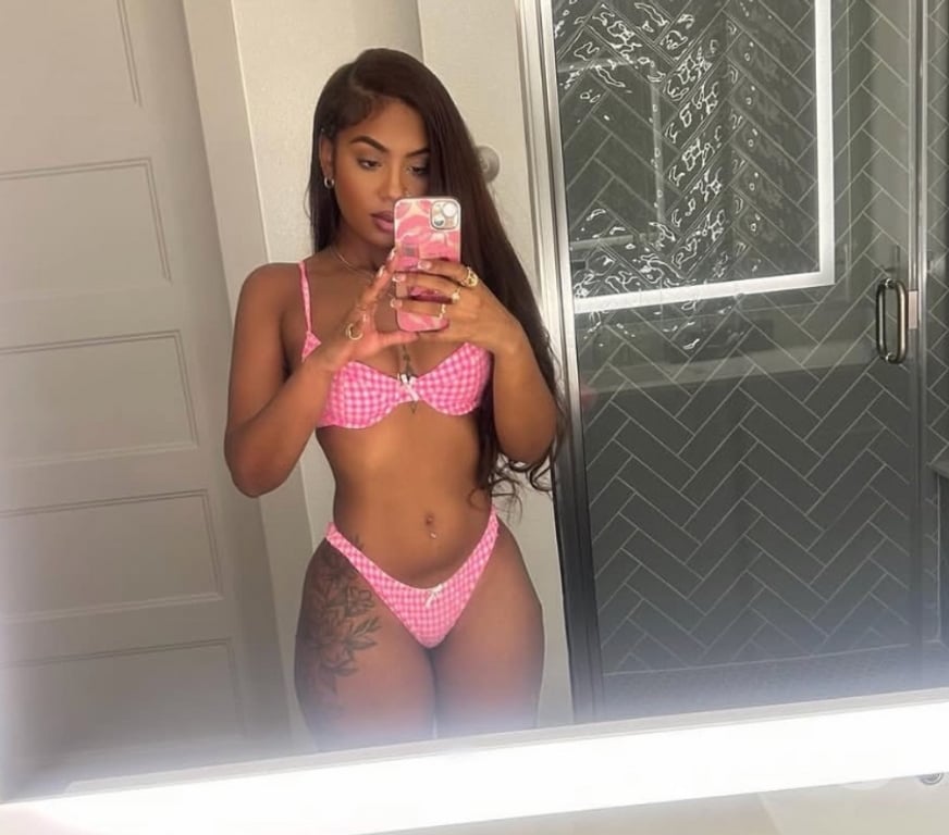 Escorts South East London Camberwell - South East London - Photos for Curvy Sweet Latina💋included 💕