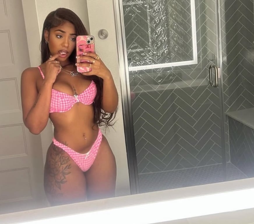 Escorts South East London Camberwell - South East London - Photos for Curvy Sweet Latina💋included 💕