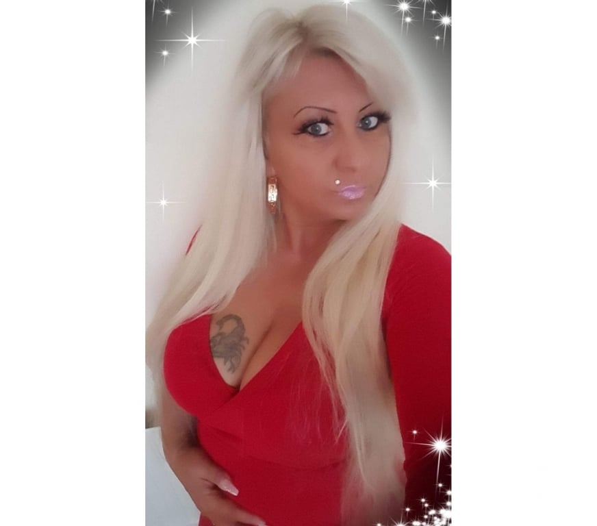 Escorts East London Havering - Photos for Hot Amanda 🔥 40-60-80 🔥Milf big natural boob's gfe