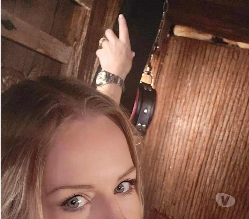 Adult Entertainment Lincolnshire South Kesteven - Photos for I'm a beautiful, mature & educated Mommy
