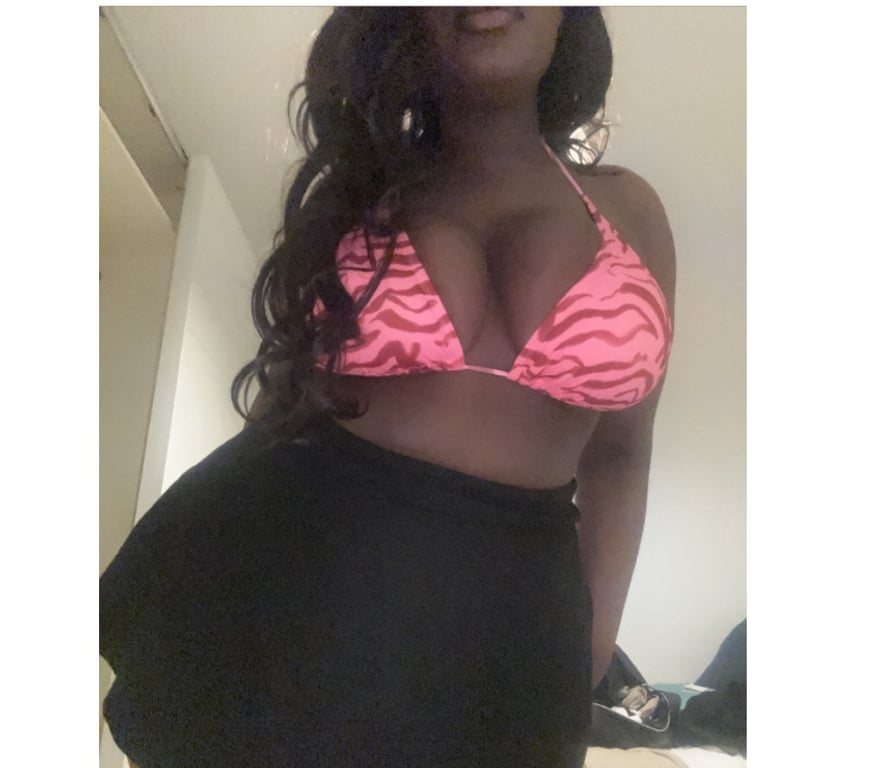 Escorts South East London Croydon - Photos for Unforgettable experience with Miss cherry vixen