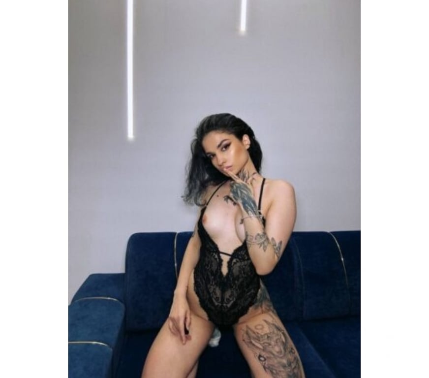 Escorts Dumfries and Galloway Dumfries - Dumfries and Galloway - Photos for Illara now in town for you,call me ♥️❤️