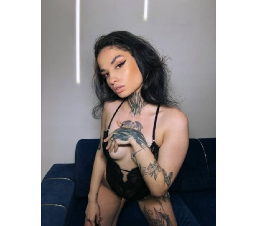 Escorts Dumfries and Galloway Dumfries - Dumfries and Galloway - Photos for Illara now in town for you,call me ♥️❤️