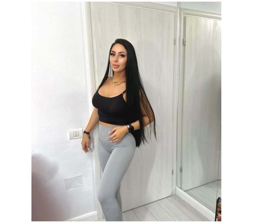 Escorts West Northamptonshire Watford - West Northamptonshire - Photos for Bety new on town no rush