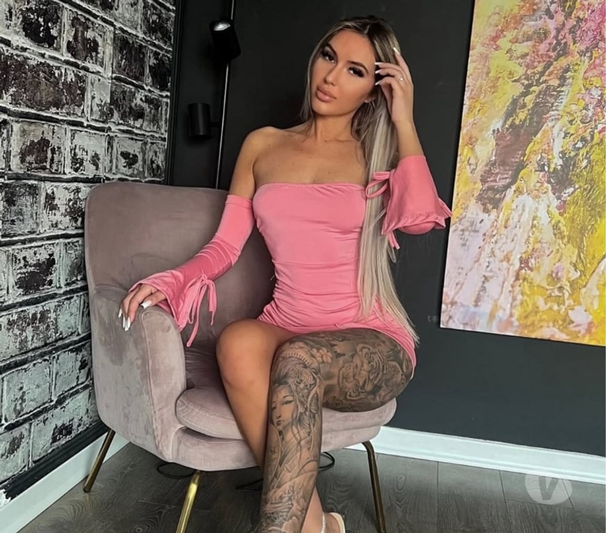 Escorts Essex Chelmsford - Photos for DOMINATION ONLY OUTCALL GIRL PARTY