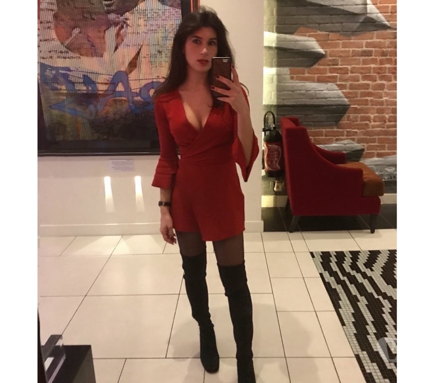 Adult Entertainment Derbyshire Amber Valley - Photos for Cute Busty Brunette - Whatsapp Call and Video ☺️