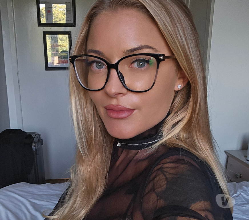 Adult Entertainment West Midlands Birmingham - Photos for VIDEOCALL & MORE ON WHATSAPP +447305536221