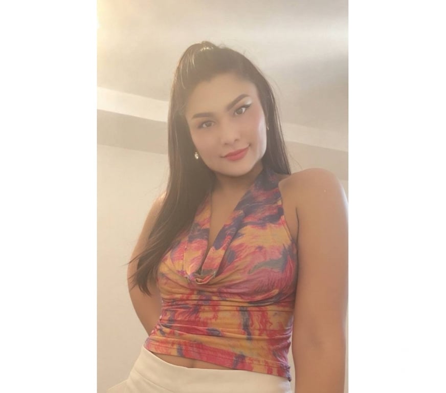 Escorts Kent Dartford - Photos for Selena Sexy Escort and B2B massage