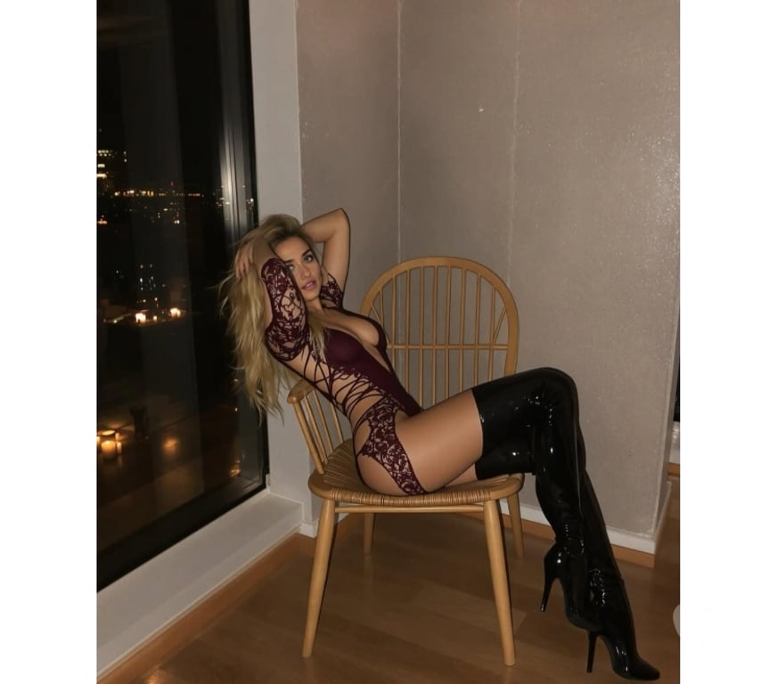 Escorts Peterborough Peterborough City Centre - Peterborough - Photos for STUNNING BLONDE GIRL ❤️LAP DANCE❤️BDSM