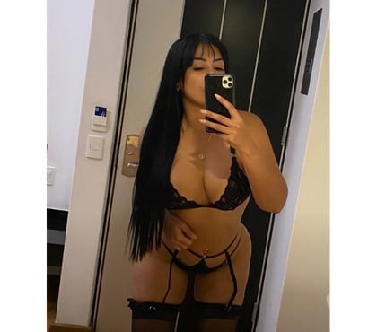 Escorts Holyrood Park Edinburgh - Photos for 🩷Beautiful Colombian brunette🔥 BEST Party ⭐