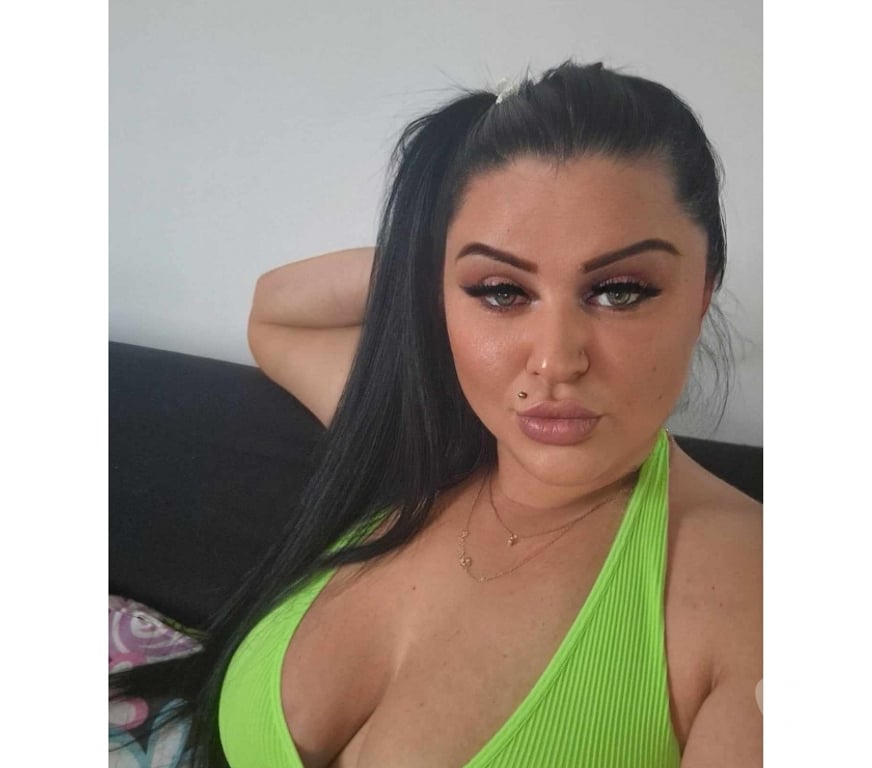 Escorts East London East Ham - East London - Photos for Michelle Curvy Babe ππ