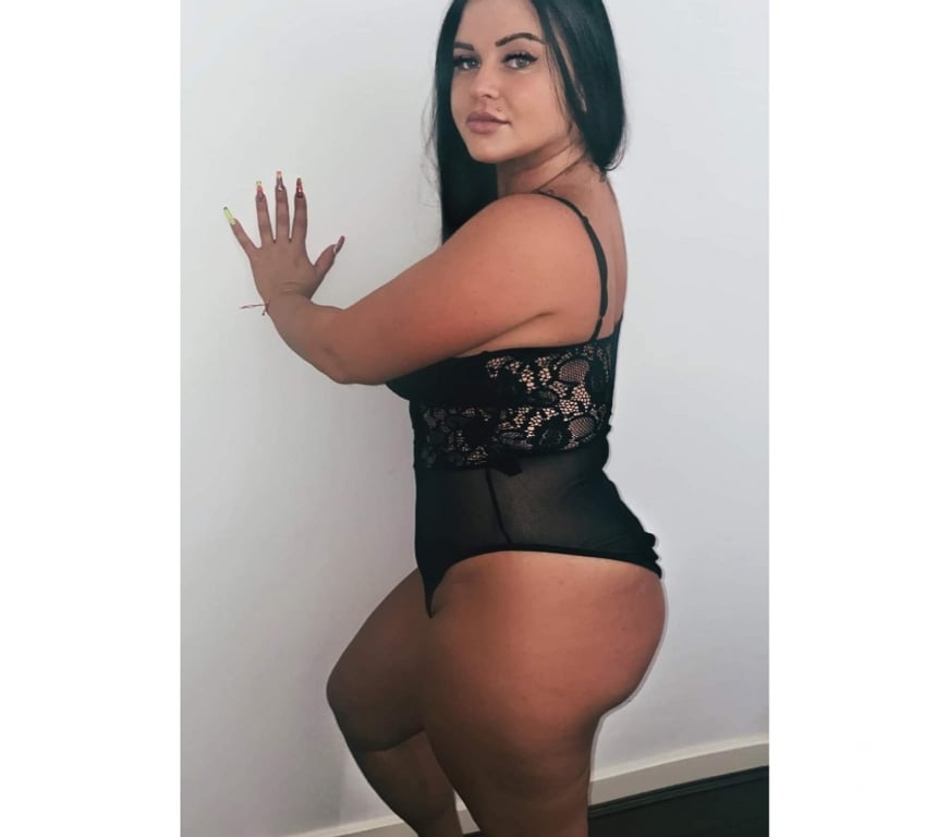Escorts East London East Ham - East London - Photos for Michelle Curvy Babe ππ