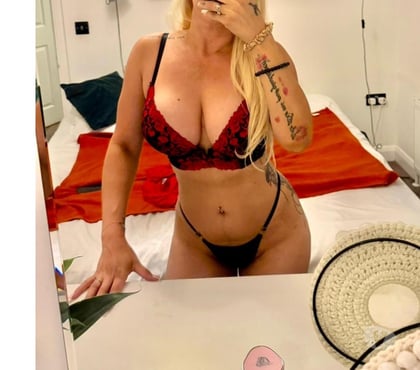  Escorts & Erotic Massage Llandudno Conwy - Photos for NEW ROXY HOT PARTY BRAZILIAN REAL PIC