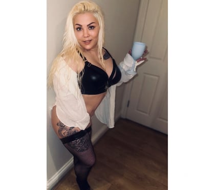 Escorts Wood Green North London - Photos for Petite Sexy Mia🩷😈💦 Best gfe!