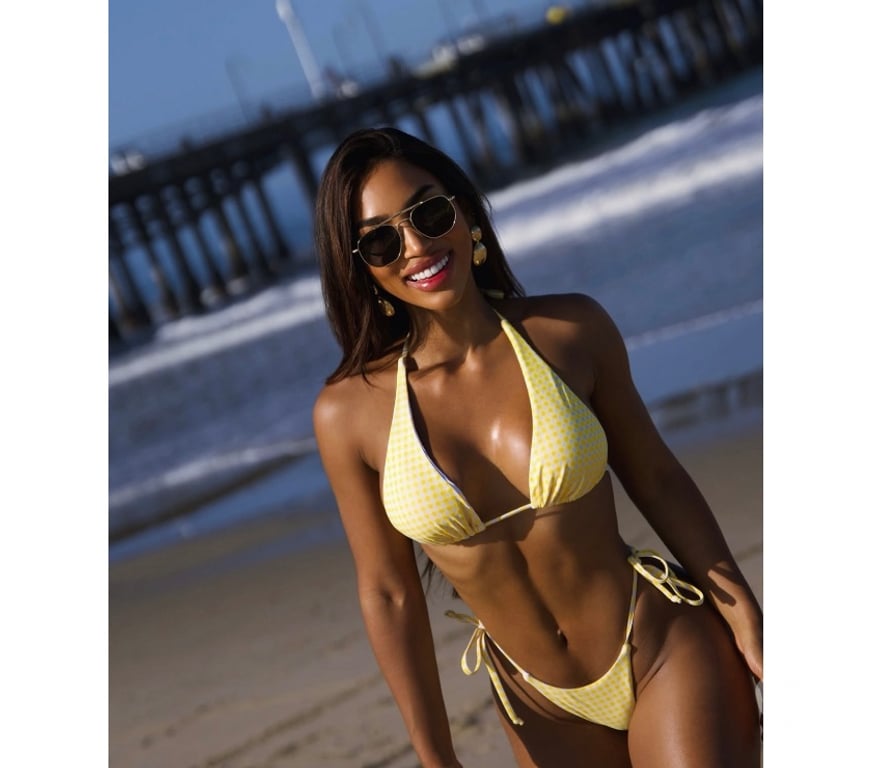 Escorts Greater Manchester Manchester - Photos for 🔥👅BRUNETTE BRAZILIAN HOT AVAILABLE🍑🔥