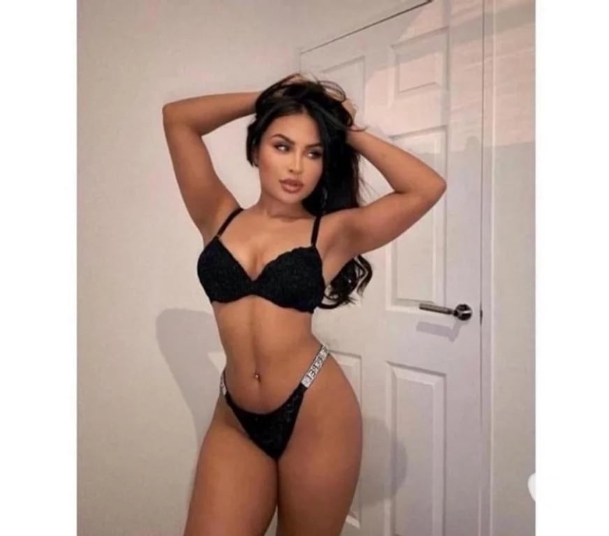 Escorts Greater Manchester Stockport - Photos for Fernanda full services
