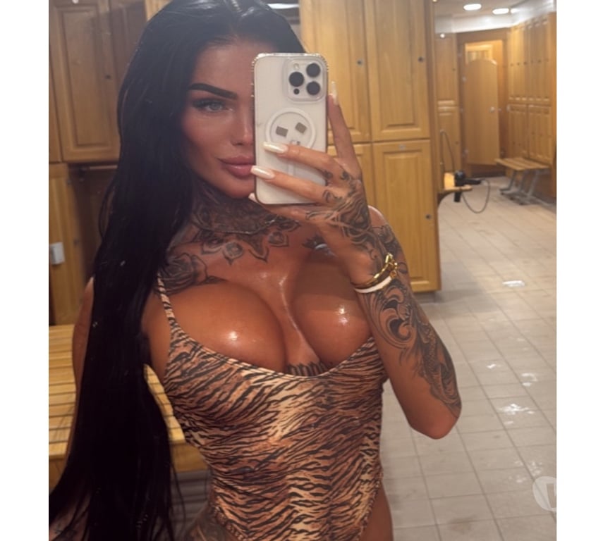 Trans Escorts Cardiff Cardiff City Centre - Cardiff - Photos for IM BACK! 😈 KHLOE ROSE OF MODEL 👅 CARDIFF 3DAYS