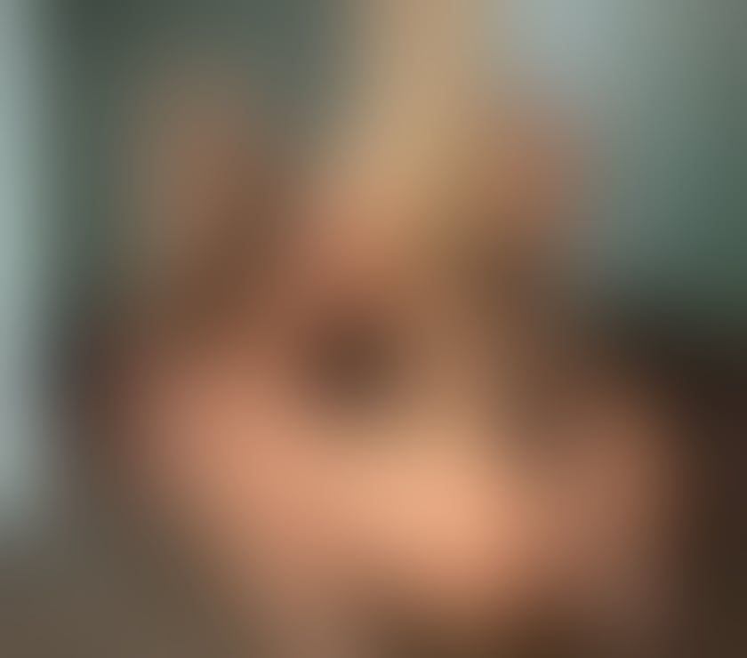 New in town sexy hot blonde Latino Carla party 🥂