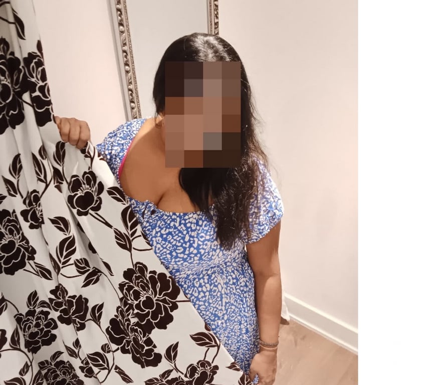 Escorts East London Canary Wharf - East London - Photos for MALA SOUTH INDIAN CHUBBY GIRL NEW IN TOWN