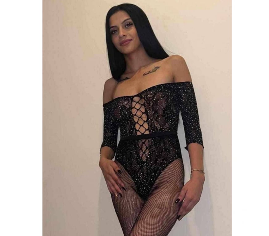 Escorts West London Heathrow Terminal 5 Station - West London - Photos for Hello Guys My name its Maya im your Reall Girl 💋