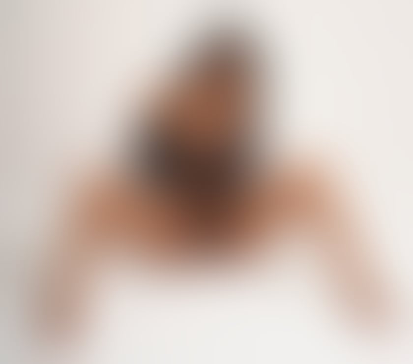 Escorts South West London Richmond upon Thames - Photos for I'm back my loves, let's celebrate, come on 🍷