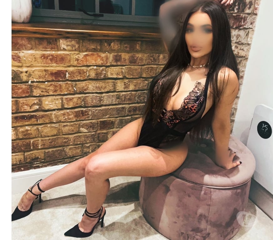 Escorts Leicestershire Leicester - Photos for New British Escort - Leicester City Centre tonight morning
