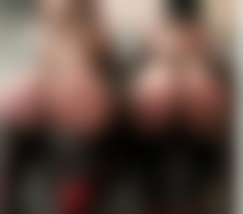 Escort Seven Sisters Station North London - Photos for Ana and Sofía real lesbian
