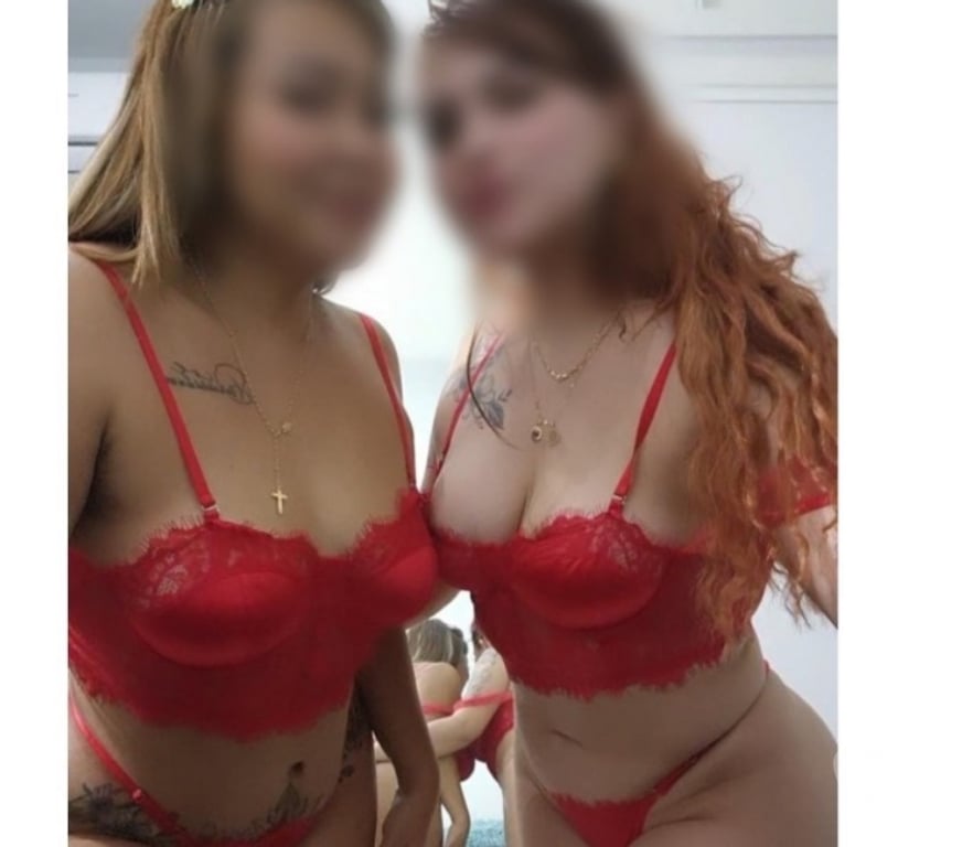 Escorts North London Seven Sisters Station - North London - Photos for Ana and Sofía real lesbian