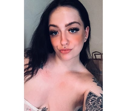 Adult Entertainment Dover Town Centre Dover - Photos for British young tatted lady