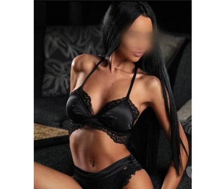 Escorts Aylesbury Buckinghamshire - Photos for Just outcall xx party girl