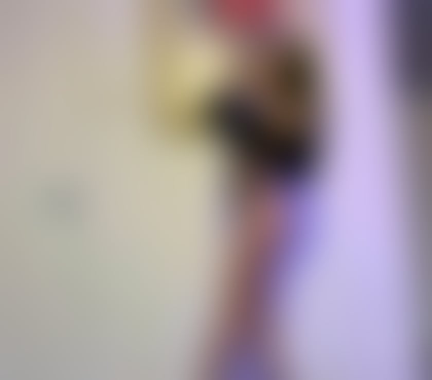 Escorts Oxfordshire Oxford - Photos for Party girl just outcall xx