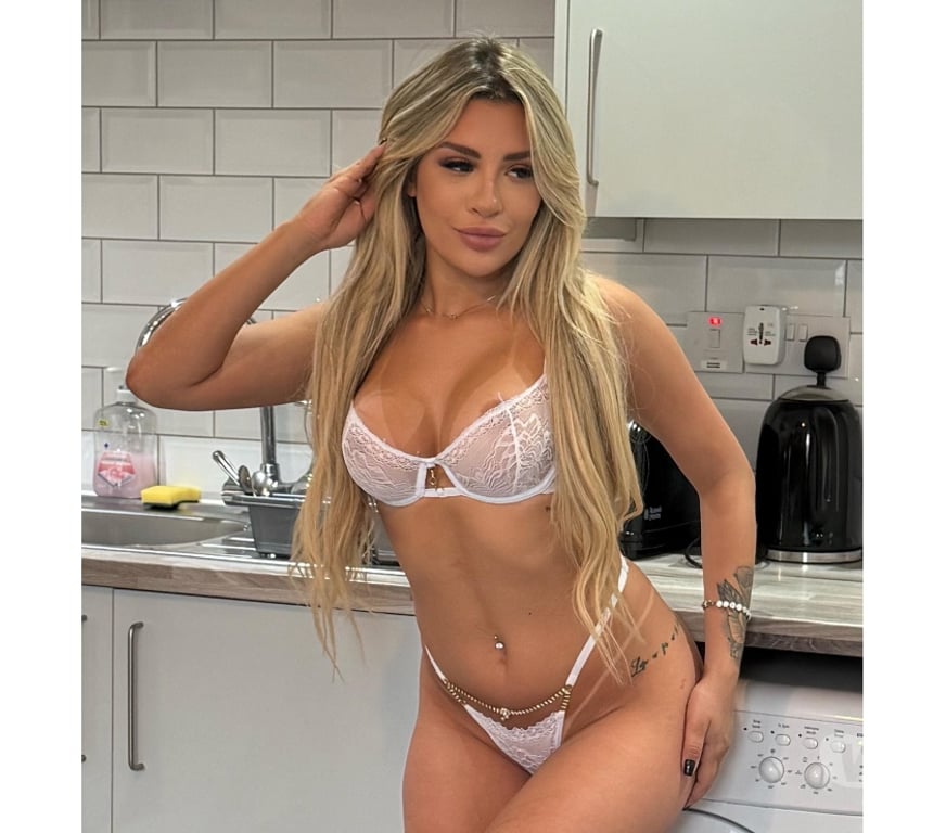 Escorts East London Stratford - East London - Photos for Aylla baby 🇧🇷 100% real