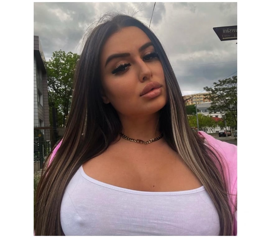 Escorts Hampshire Portsmouth - Photos for High Class Kelly π£ Busty and Genuine π―β€οΈ