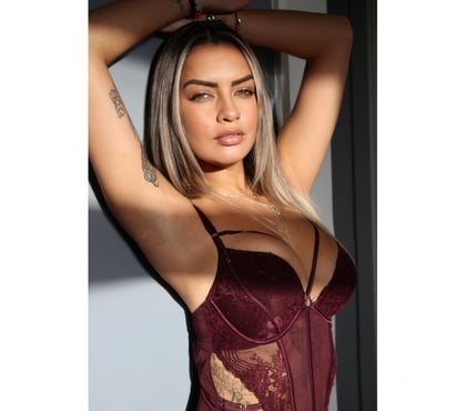  Escorts & Erotic Massage Leeds City Centre Leeds - Photos for KASSY BRANDAO ❤️‍🔥 PARTY GIRL 🆕
