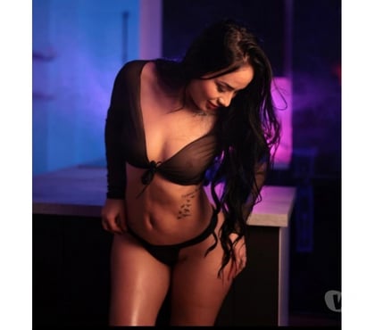Escorts and Massages Hull City Centre Hull - Photos for JULIANA PARTY GIRL🥂🍾LATINA GOOD SERVICE🔥
