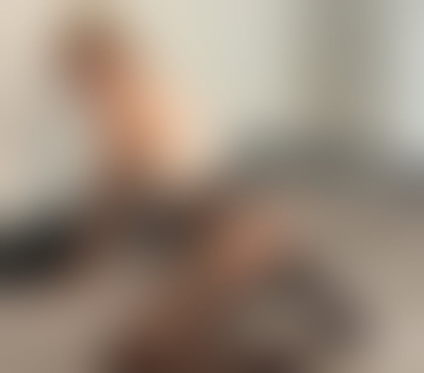 Escorts West London Ealing - West London - Photos for only out call nice Izza party girl