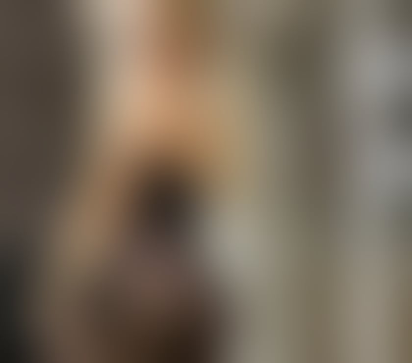 Escorts West London Ealing - West London - Photos for only out call nice Izza party girl