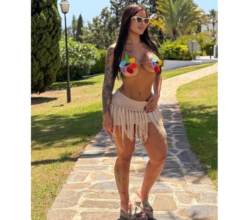 Escorts Hull Hull City Centre - Hull - Photos for DUO PARTY BRAZILIAN GIRLS😈🥂🍾 GOOD SERVICE