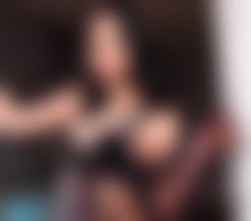 Escorts and Massages Canary Wharf East London - Photos for ✨ IZZY ✨ XXX --AVAILABLE UNTIL 5AM -- XXX 😈