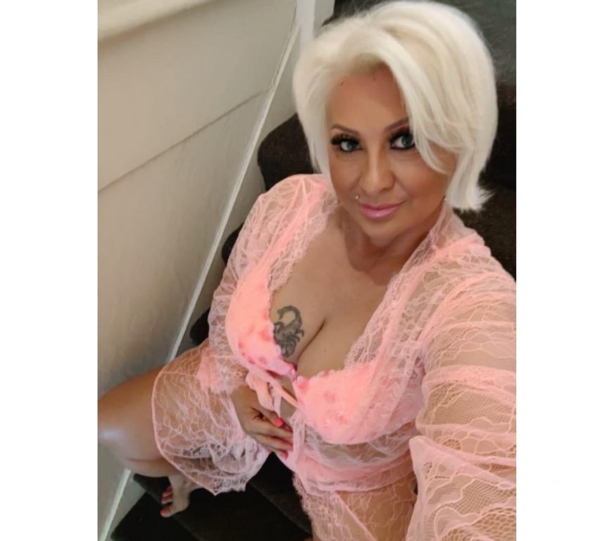 Escorts Barking and Dagenham Rush Green - Barking and Dagenham - Photos for Hot Amanda 🔥 40-60-80 🔥big natural boob's gfe ❤️