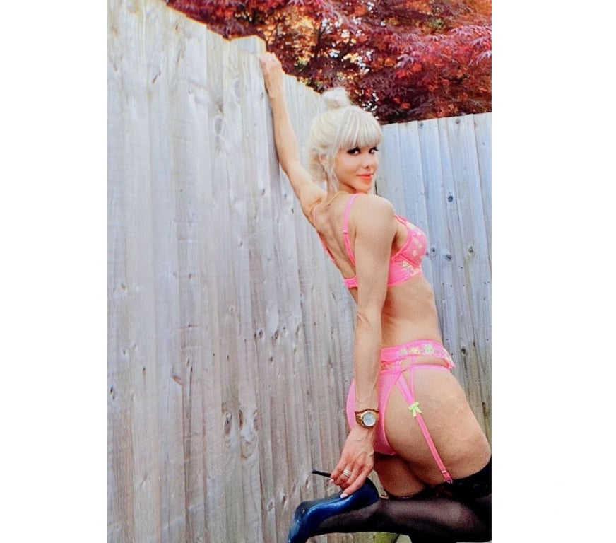 Trans Escorts West Midlands Birmingham - Photos for SEXY NAUGHTY TAMARA XL
