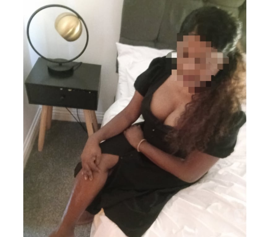Escorts Essex Thurrock - Essex - Photos for Malina indian girl in grays