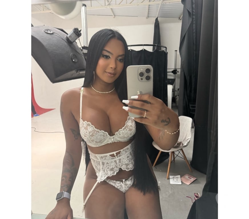 Trans Escorts West Midlands Coventry - Photos for Pocahontas brazilian