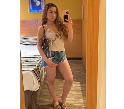 Escort Edinburgh Edinburgh - Photos for LARA ALL NATURAL 🧡💜 100% REAL - CALL ME NOW