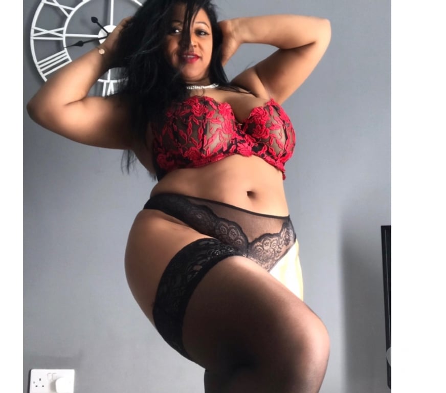 Escorts North West London Burnt Oak - North West London - Photos for Sensual Brazilian beautiful curvy boobs natural