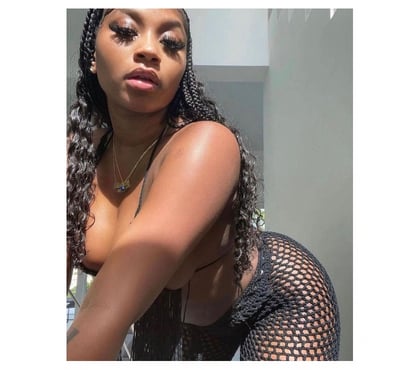 Escorts Gillingham Medway - Kent - Photos for HOT SEXY BIGG TITS LATINA PARTY GIRL🥳 FULL SERVICES