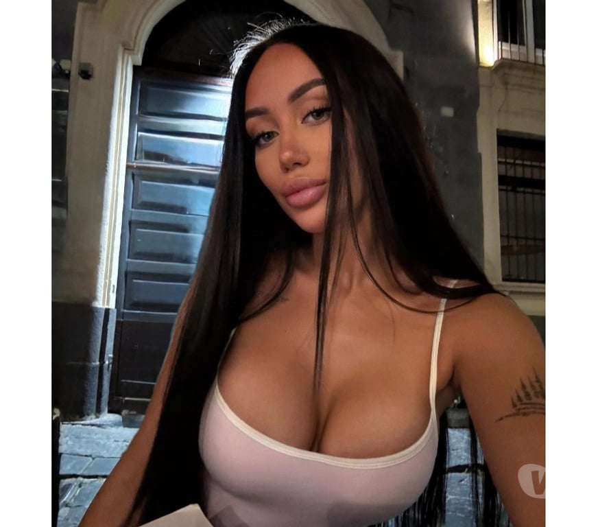 Escorts Windsor and Maidenhead Ascot - Windsor and Maidenhead - Photos for HOT BRUNETTE FOR OUTCALL ❤️