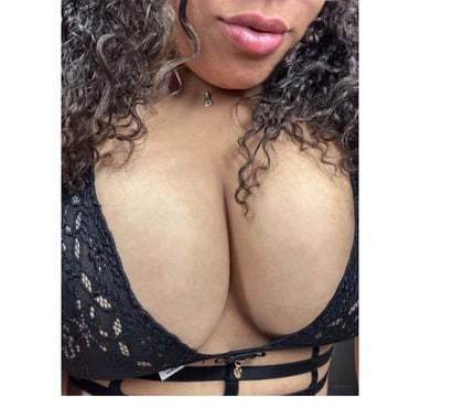  Escorts & Erotic Massage Harlington Hillingdon - Photos for 🇧🇷ALICE BRAZILIAN🥳GFE🥰BIG ASS🍑100%REAL✅